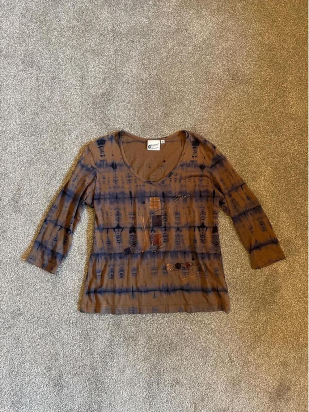 3/4 Length Sleeve 90s/2000s Artsy Top